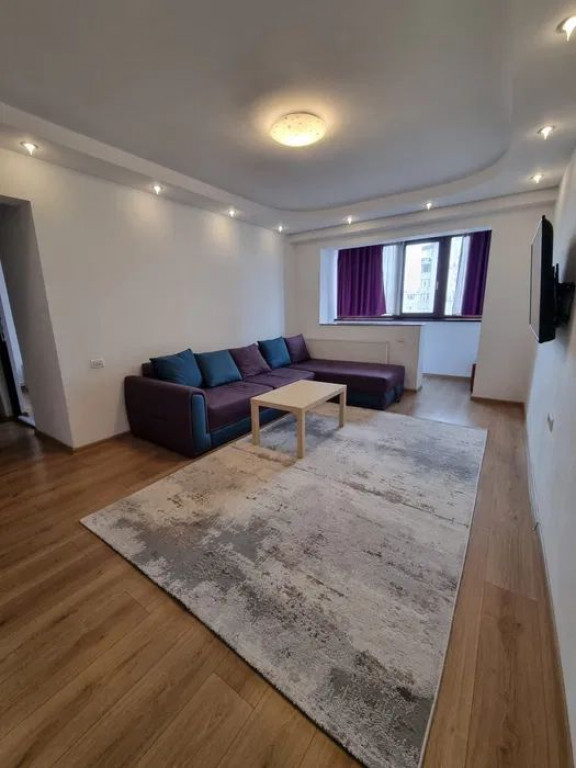 Apartament 3 camere | Decomandat | Casa de cultura | Parcare