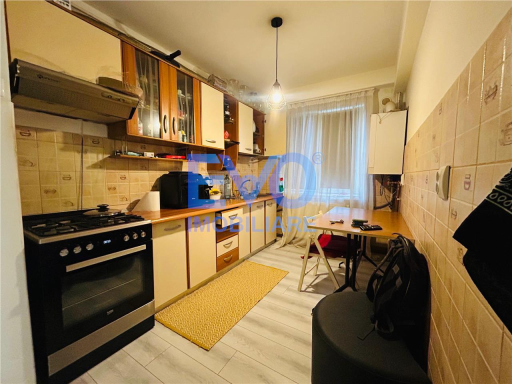 APARTAMENT DE VANZARE CU 3 CAMERE, PODU ROS