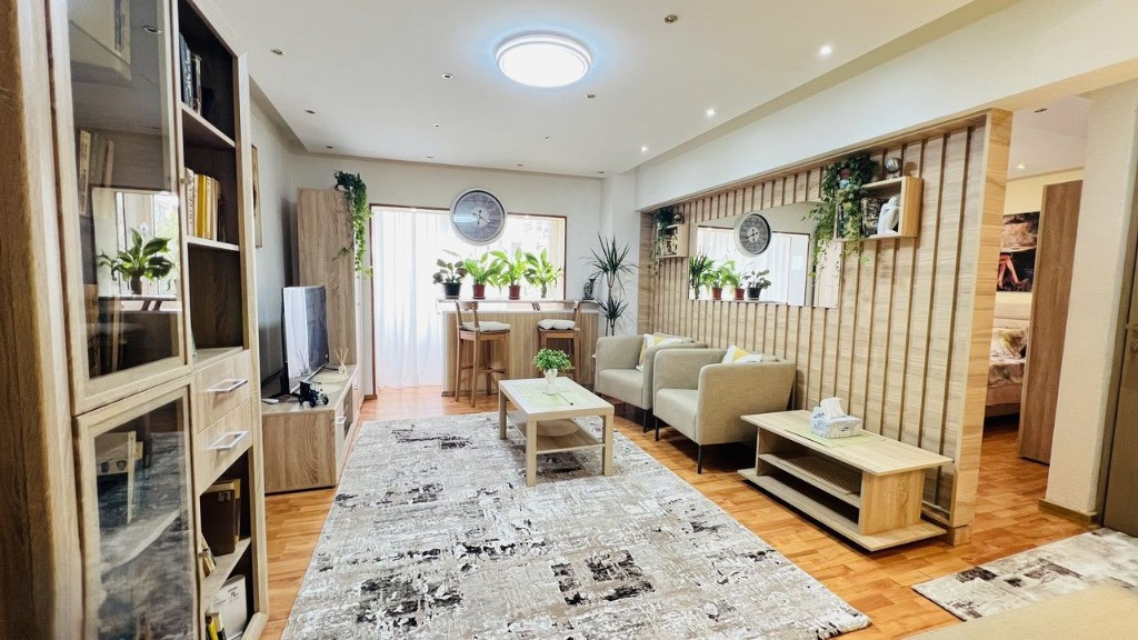 4 camere • 2 băi • Calea Moșilor • Mobilat & renovat