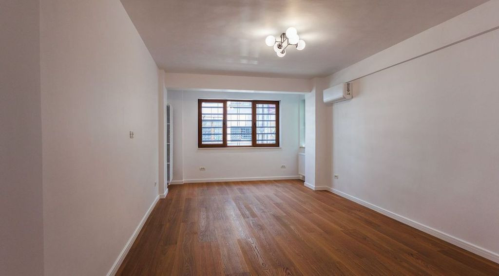 Duplex 3 camere | Primăverii | intrare separată | garaj