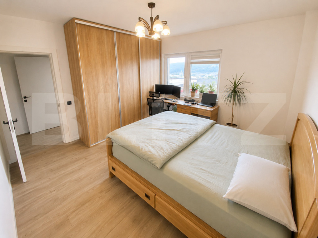 Apartament 3 camere, etajul 2, super priveliste, Zona Baciu