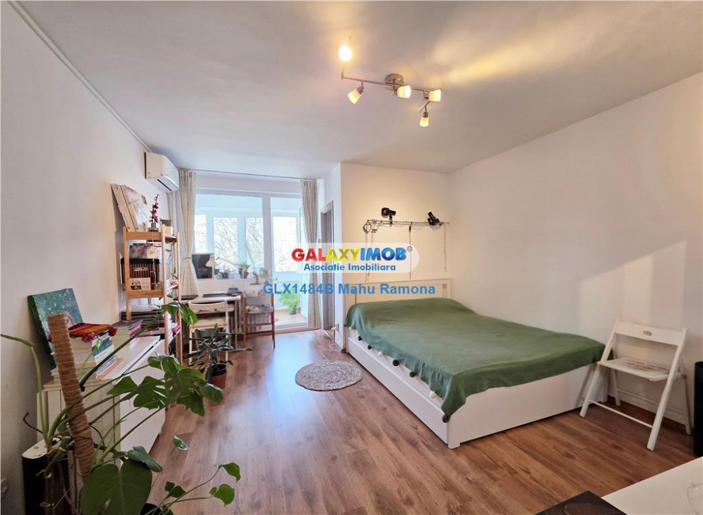 Garsoniera cu pozitie excelenta, Ideala pentru locuit sau in