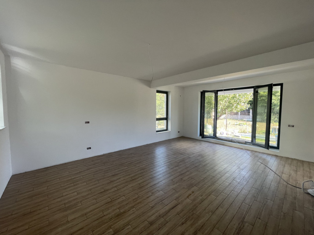 Drumul Taberei, Valea Oltului, vila tip duplex, P+2E, supraf