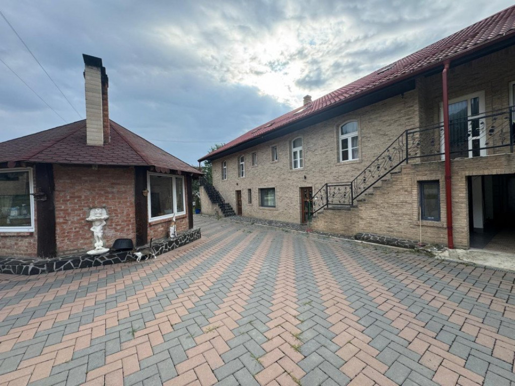 Casa individuala , Sucevita!! Oportunitate de investitie!