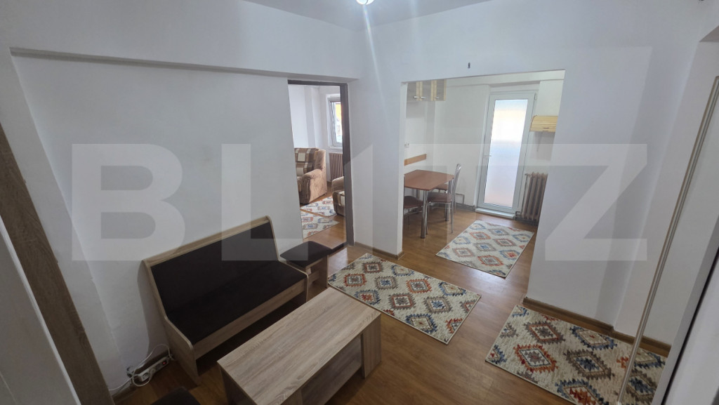 Apartament de vânzare cu 2 camere, decomandat – Zona Indu