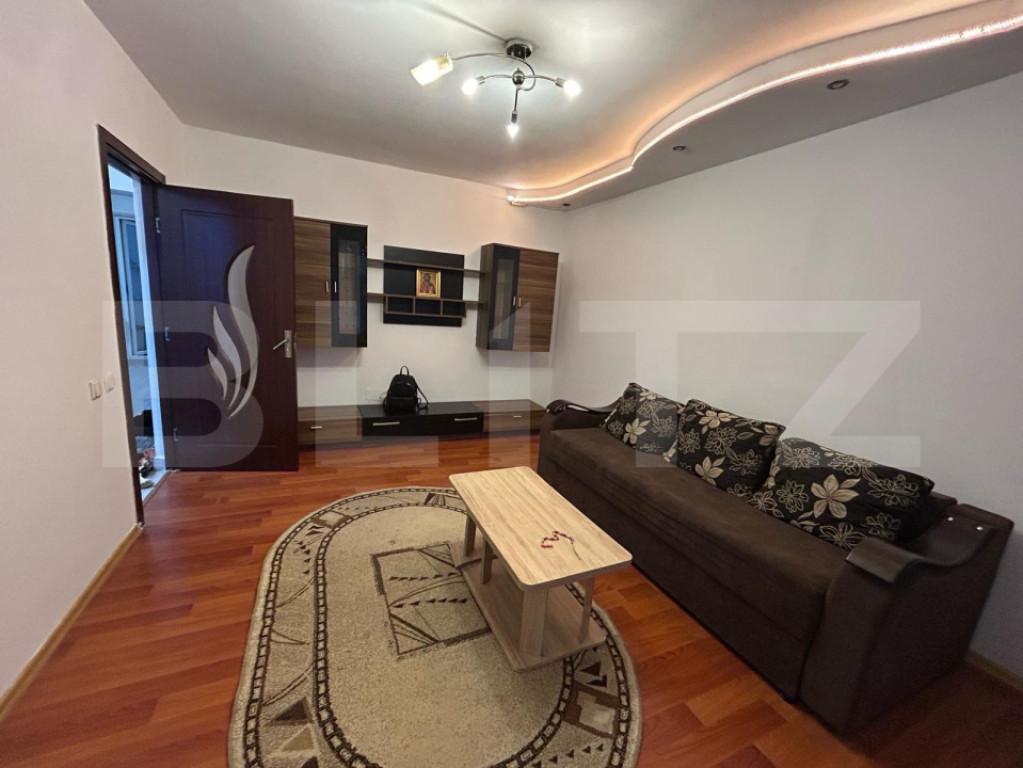 Apartament 2 camere decomandate, gradina de 30mp ,zona Eroil