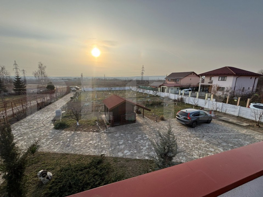 Casă Individuală P+1, 4 Camere și Garaj Integrat – Anin