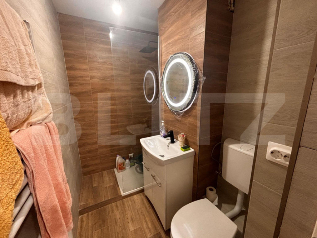 Garsonieră complet renovată – 22 mp utili, etaj intermed