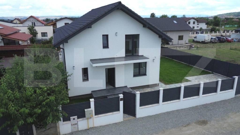 Casă spațioasă, 169 mp, 4 camere, terasă, Micești, Oriz