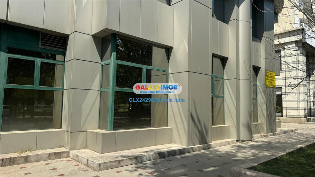 Spatiu comercial - vitrina stradala pe Bulevardul Unirii