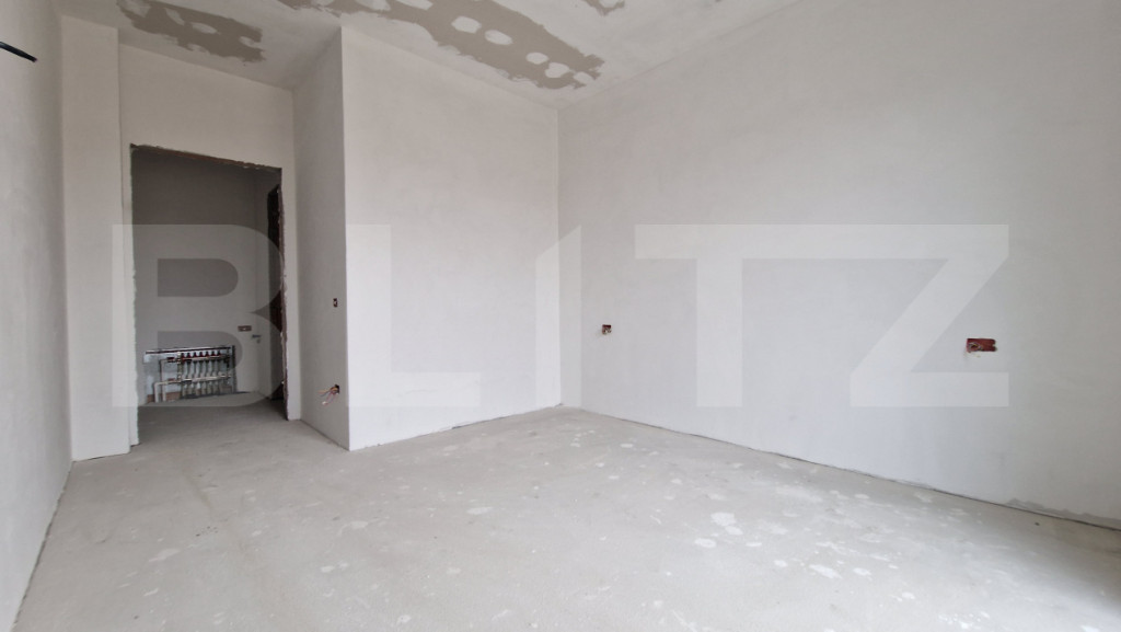 Apartamaent 3 camere+ loc parcare subterana zona MEHALA
