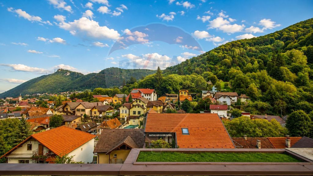 PENTHOUSE UNIC IN SCHEII BRASOVULUI CU 168MP UTILI SI 189...