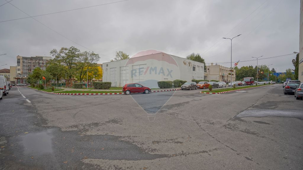 Spațiu de vanzare ideal depozitare judet Brașov Săcele...