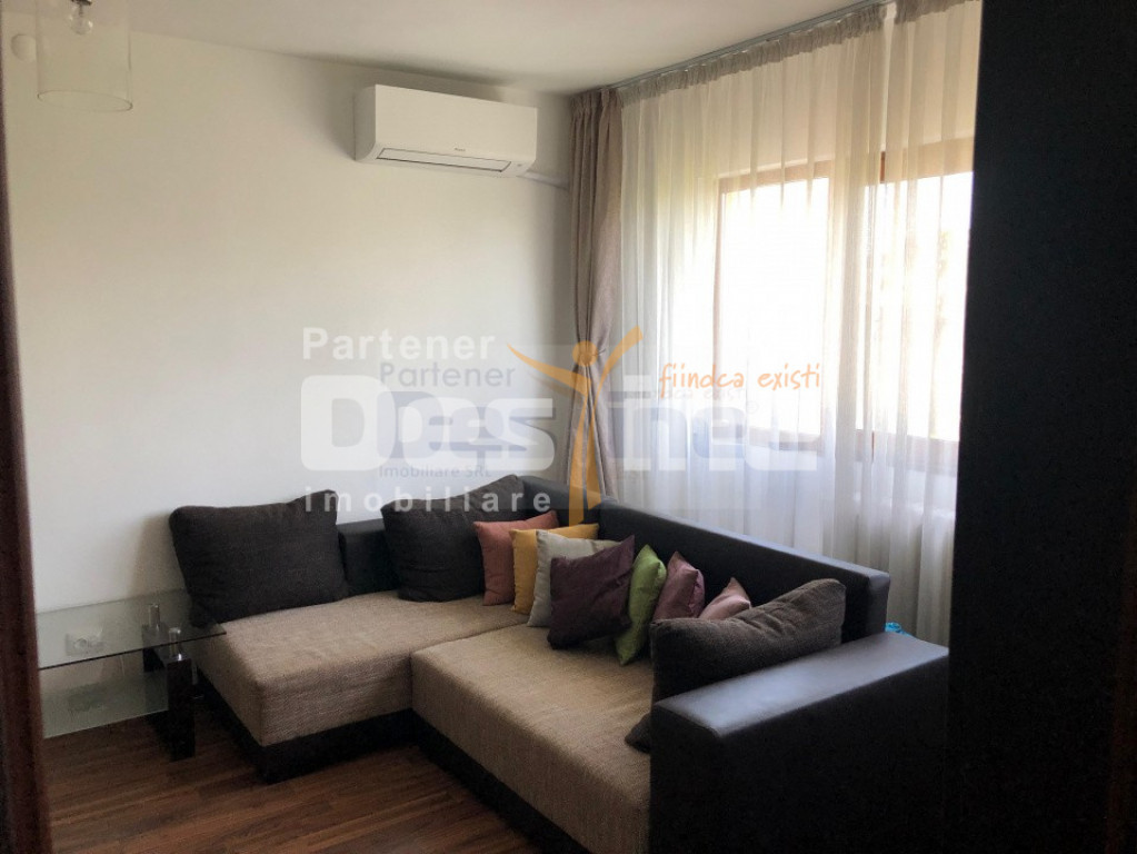 Apartament 2 camere, Semidecomandat, 55 mp, Etaj 3, Podu Ros