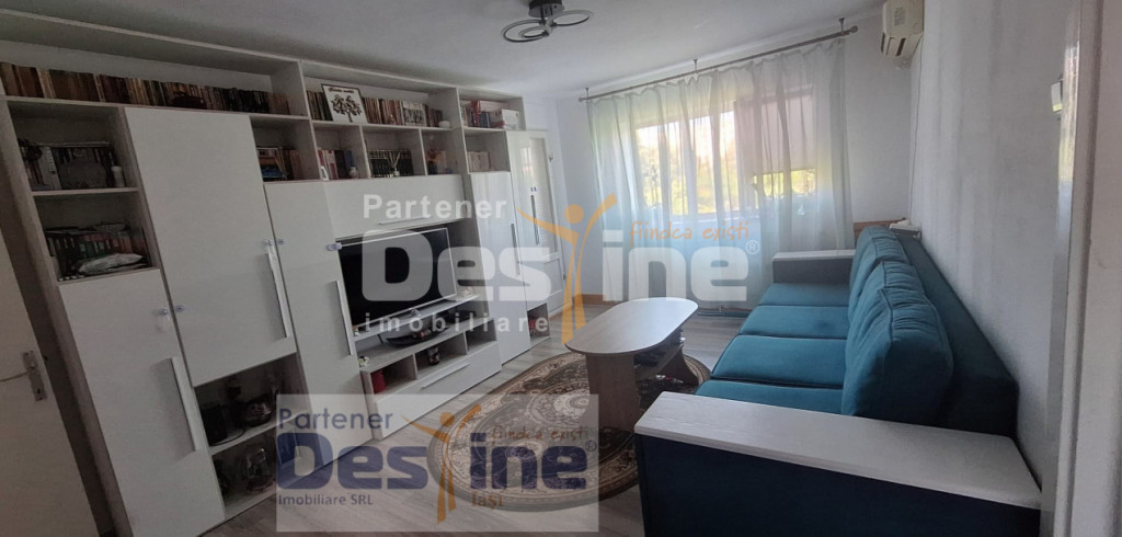 Apartament 3 camere decomandat-Piata Nicolina-etaj intermedi