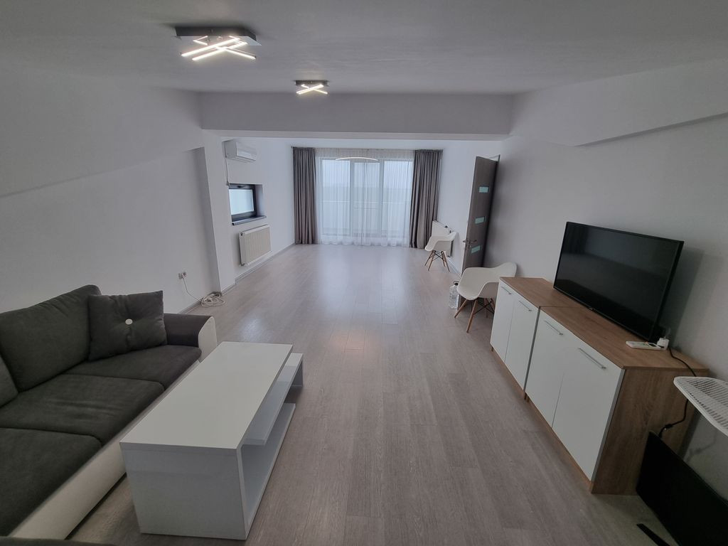 Apartament 3 camere situat in Tomis Plus- Madrid 48