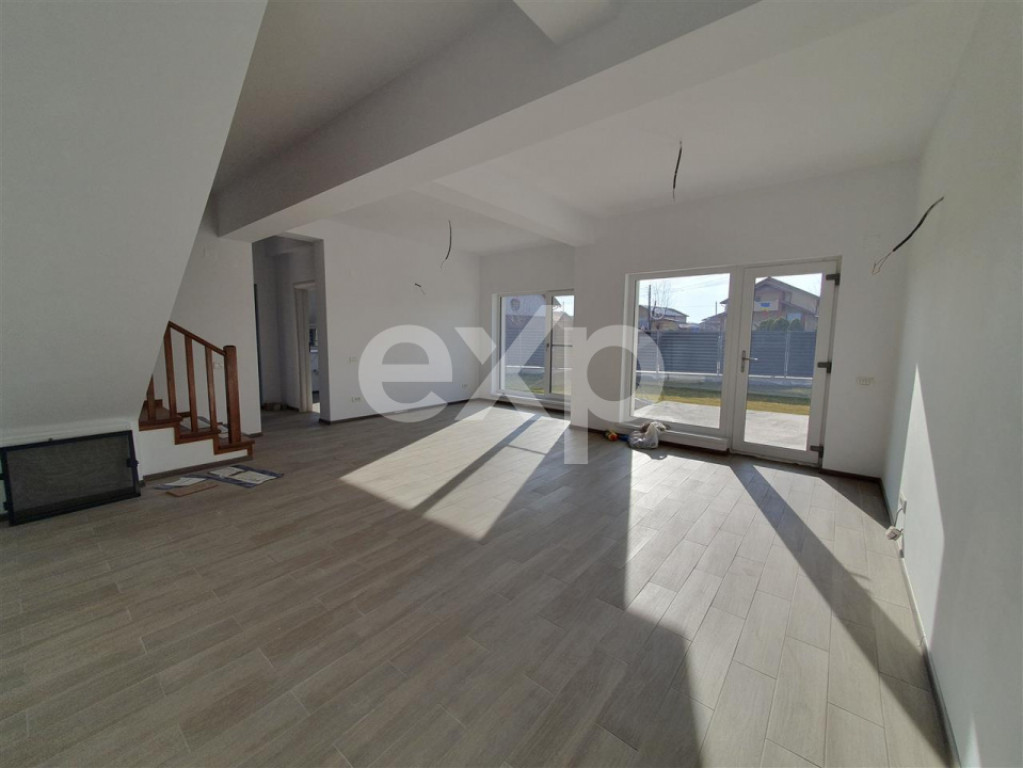 TVA inclus | Casa finisata la cheie 4 camere Trivale | Comis