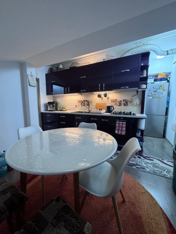 Apartament 3 camere, 87mp utili , Radauti