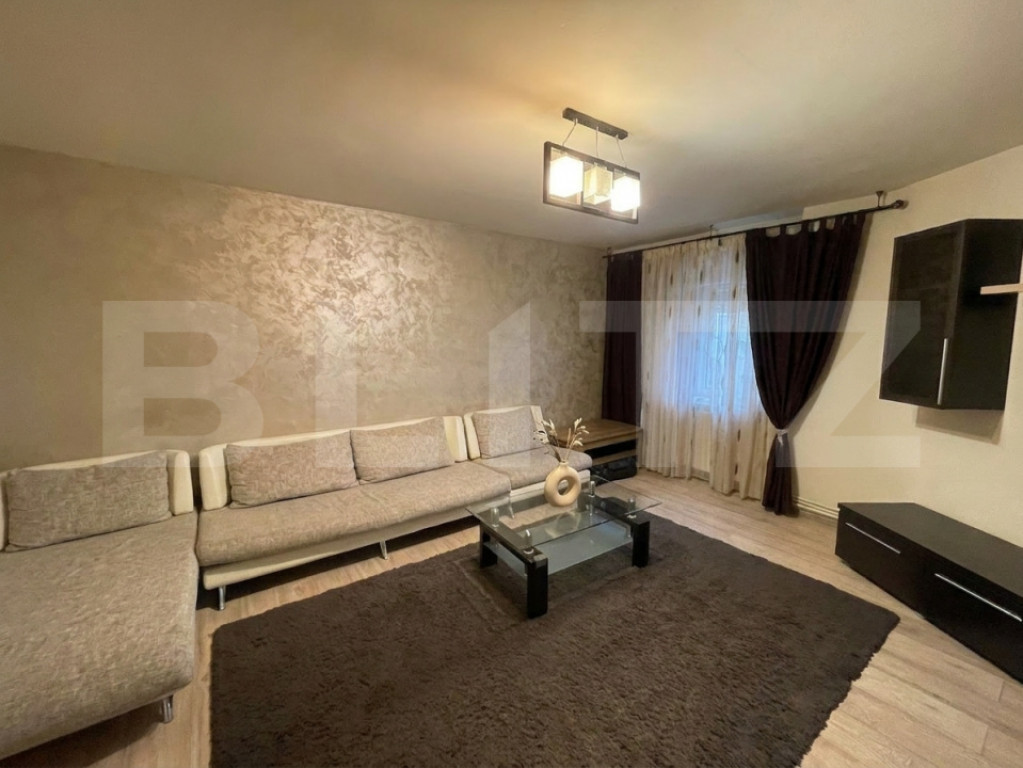 Apartament 3 camere decomandat, 65.57 mp, zona Calea Bucure?