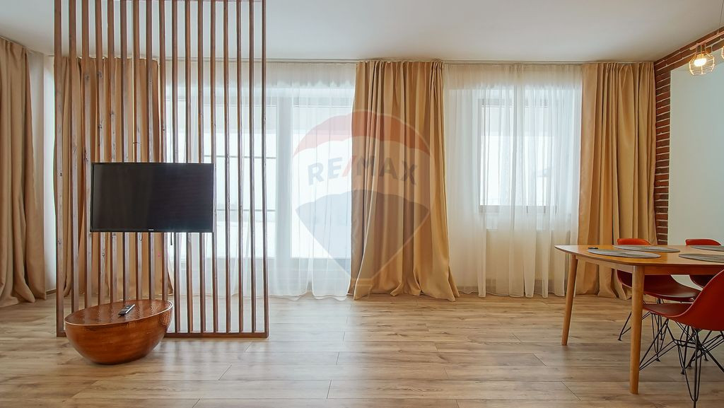3 CAMERE CU GRADINA PRIVATA SI PANORAMA | SEASONS RESIDEN...