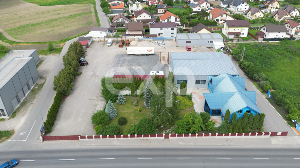 Proprietate industrială cu vizibilitate DN13 – Hală, bir