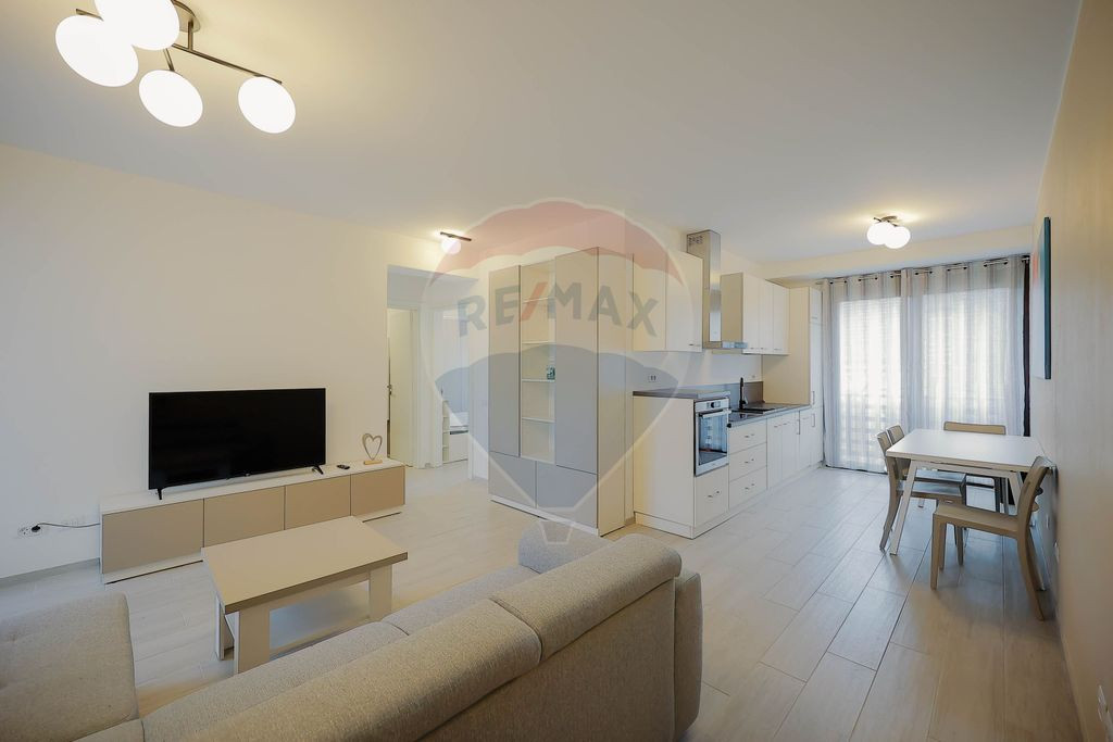 Apartamente 3 camere de vânzare mobilate/utilate, ultrac...