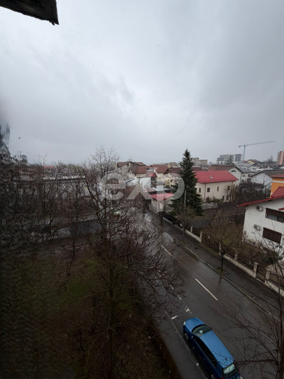 Apartament cu 3 camere – Zona Exercitiu, Pitești