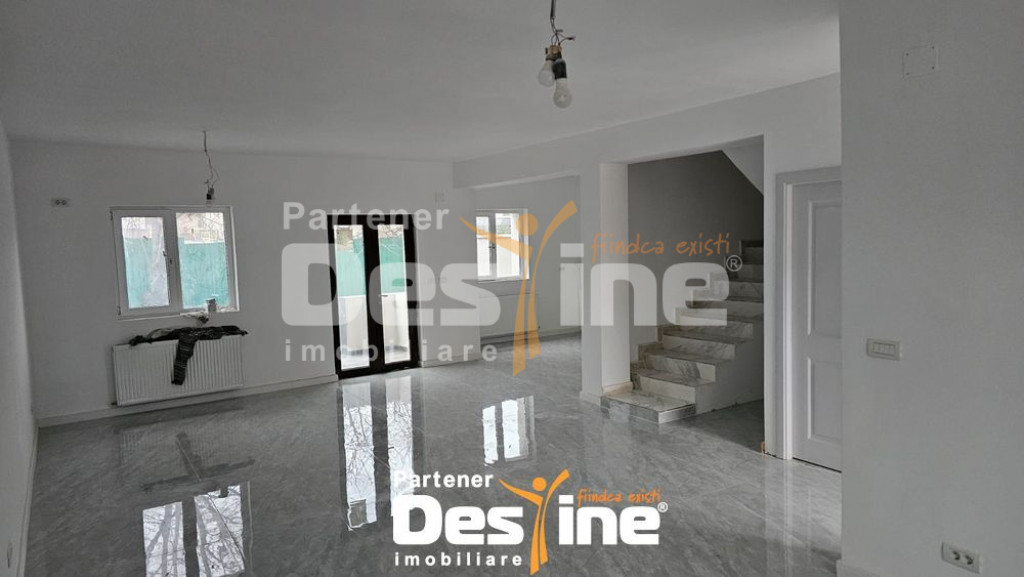 Casa individuala P+1E+M, 4 camere, 300 mp, teren 1000 mp, Ma