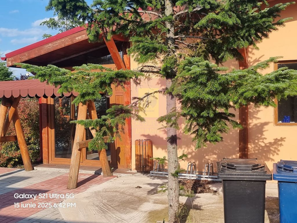 DE VANZARE CASA 10 CAM IN SAT TEISORI (JUD. GIURGIU)
