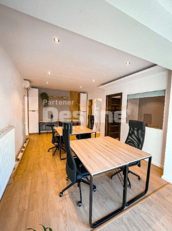 Apartament 3 camere cu terasa 24 mp, Victoriei - Grigore Alexandrescu