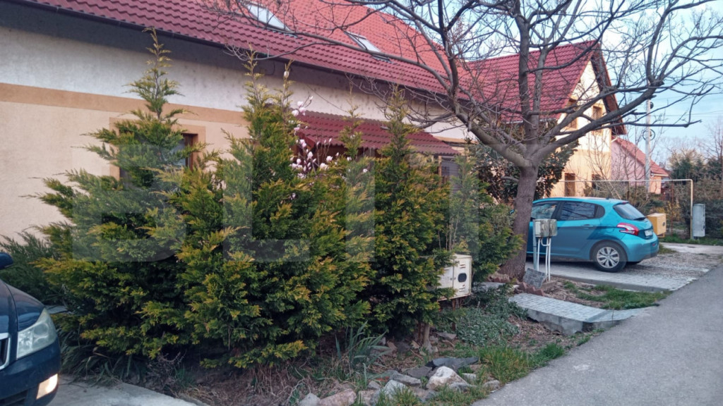 De vanzare casa duplex in Biharia in zona linistita