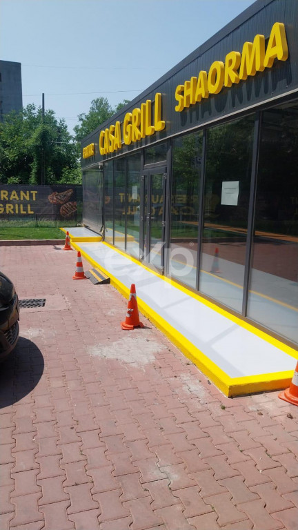Fast Food Superutilat Nou, zona excelenta
