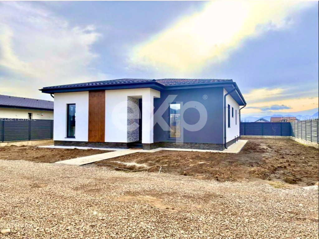 Casă deosebită în Sânpetru, 270 mp utili, 4 dormitoare ?