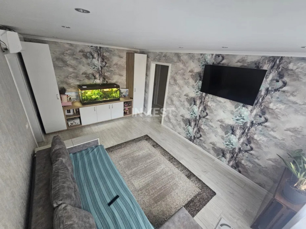 Apartament 3 camere - etajul 1 - Tatarasi
