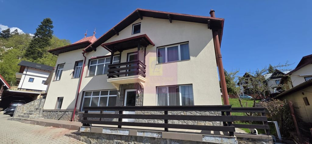 Vila moderna cu 2 corpuri in Busteni | Ideala pentru turism