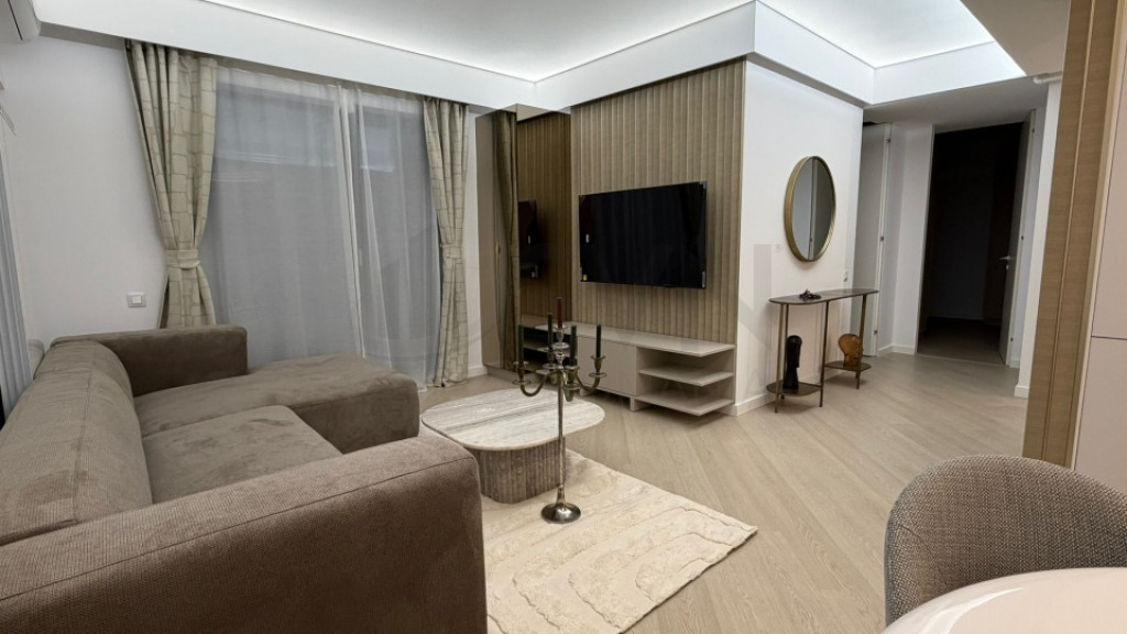 APARTAMENT 3 CAMERE I CORTINA NORTH