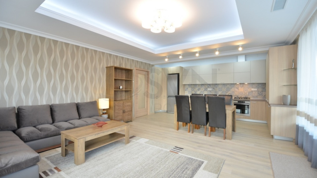 Apartament 4 camere l Laguna Residence