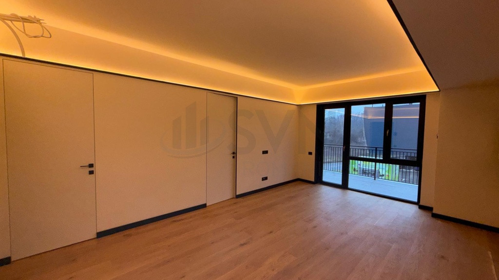Studio Premium Parkline