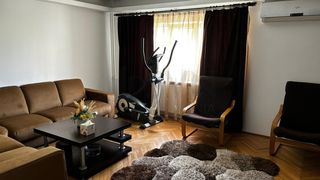 Apartament 4 Camere Spatios si Elegant