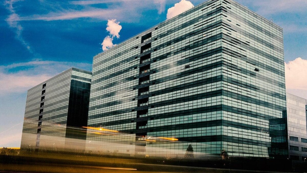 Spatiu comercial I Hyperion Towers