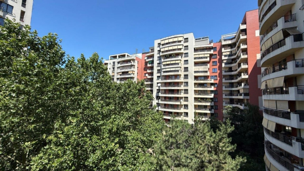 Stefen cel Mare l Spatiu comercial l 1450 mp