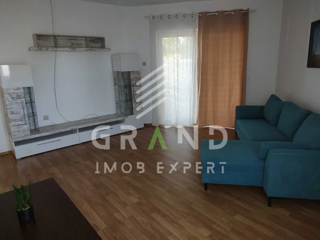 Casa individuală de închiriat | 3 camere | Curte | Terasă