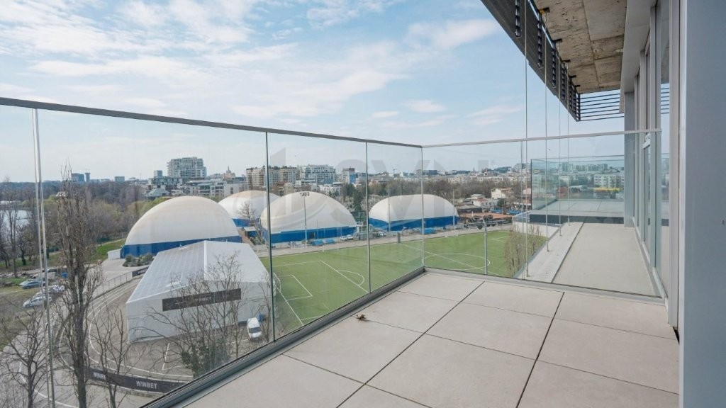 2 camere cu vedere lac Upsite Towers