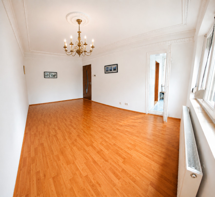 Apartament 3 camere de vânzare – M19, aproape de Spitalul