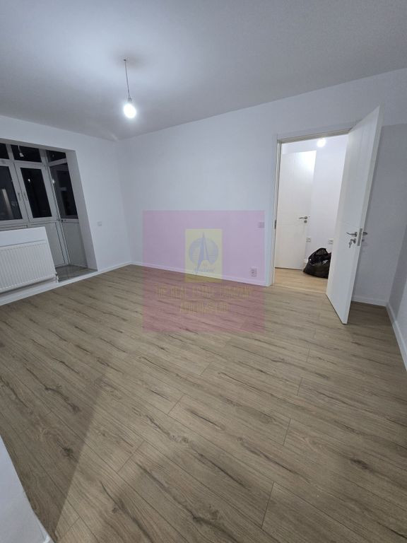 3 camere complet renovat | Instalații noi | Piața Pro...