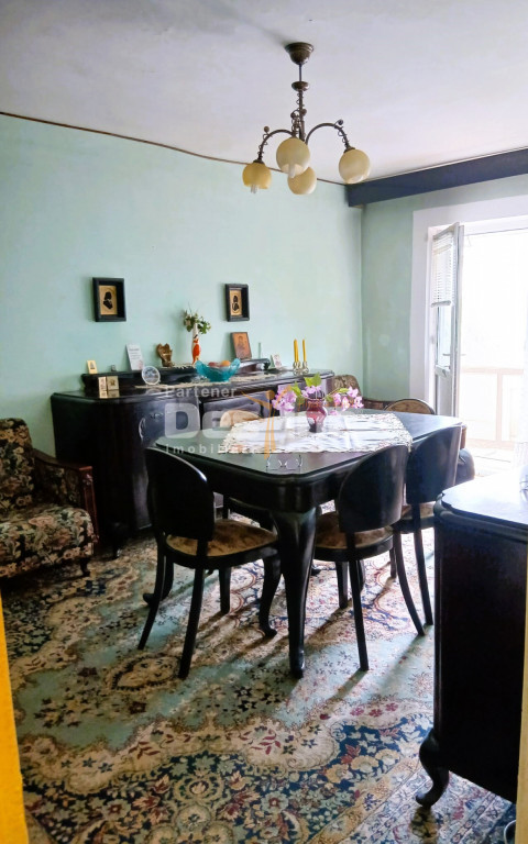 Apartament 3 camere ultracentral focsani etaj 1 2 bai centra