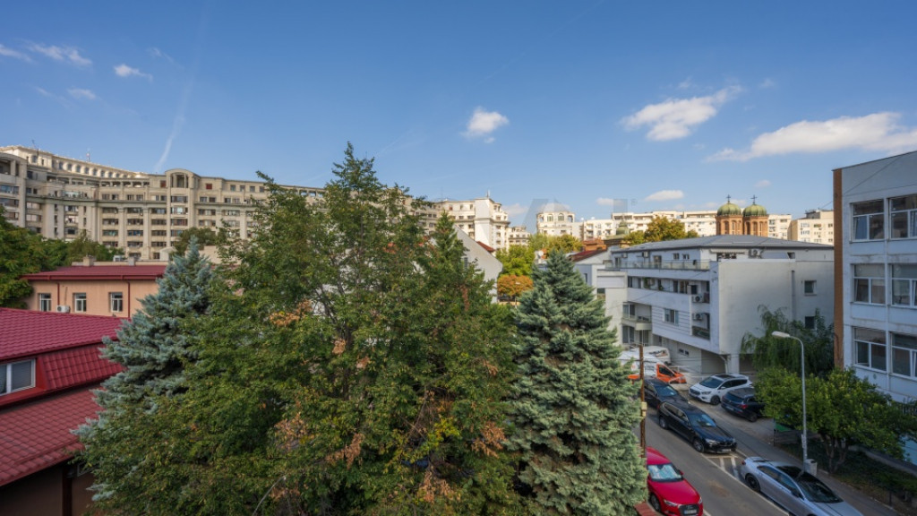 Unirii l Terasa 52mp l Bloc nou l 2 Bai