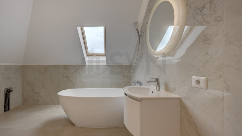 Casa parter tip duplex Tunari