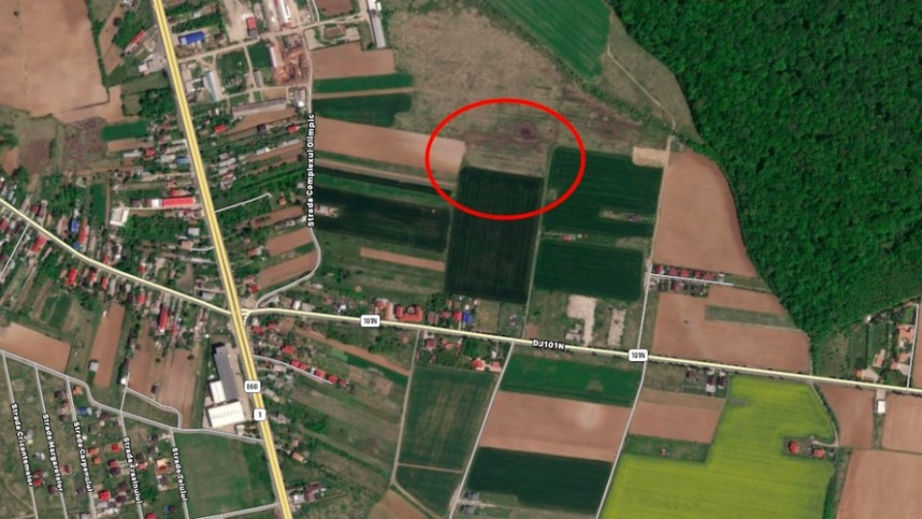 Teren Ciolpani langa padure si DN1