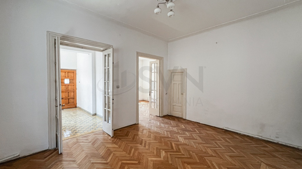 Vila Floreasca Barbu Vacarescu I Pod Mansardabil